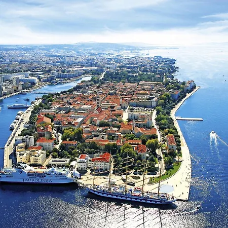 In Zaton Zadar With Balcony, Air Conditioning, W-lan, Washing Machine 4830-1 Appartement