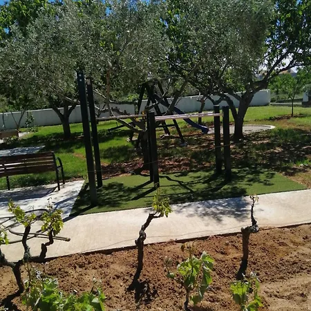 In Zaton Zadar With Balcony, Air Conditioning, W-lan, Washing Machine 4830-1